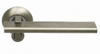 Дверная ручка Archie SILLUR 133 S.CHROME/P.CHROME